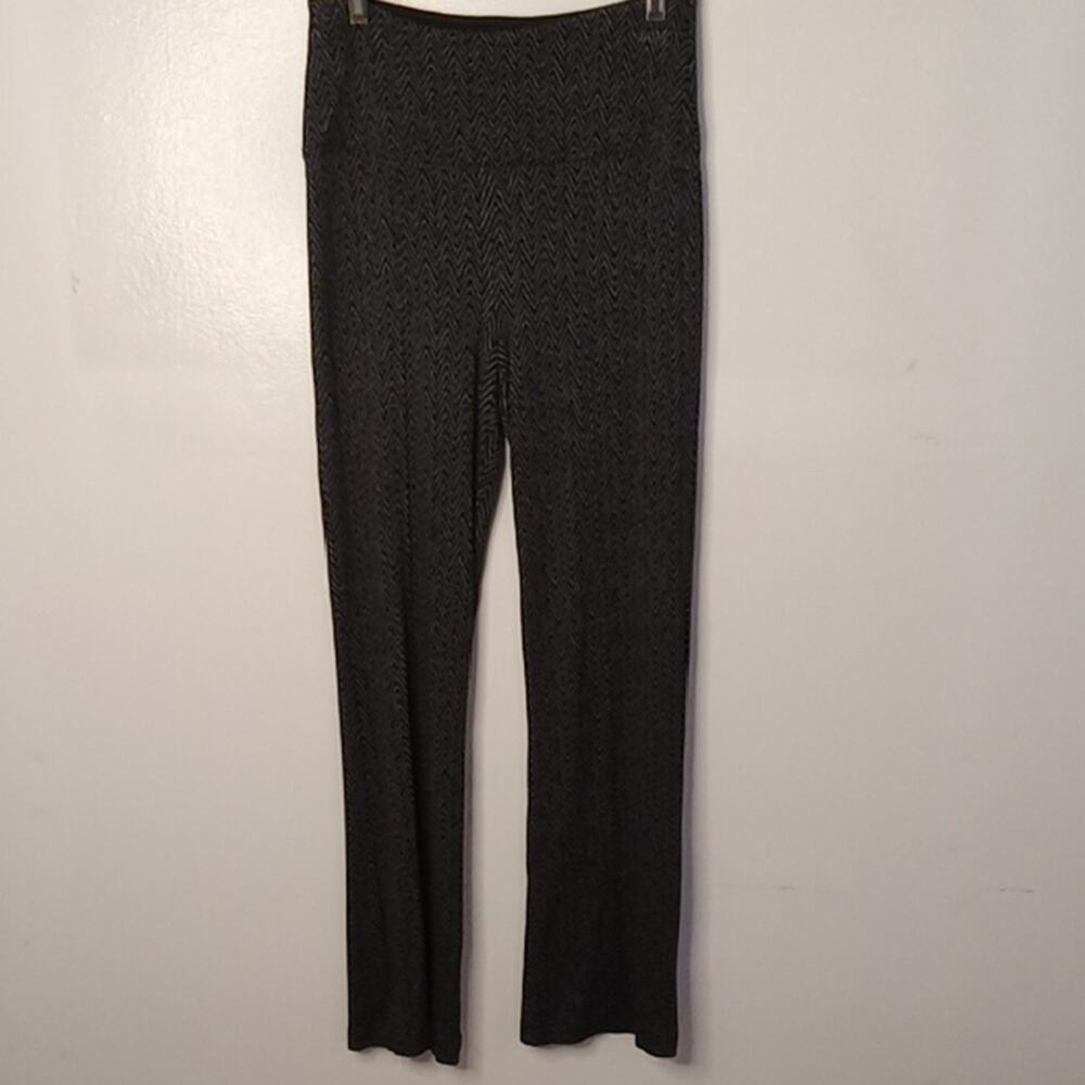 Lysse Women's Size Small Pull on Black Patterned Pants. Comfy, Office